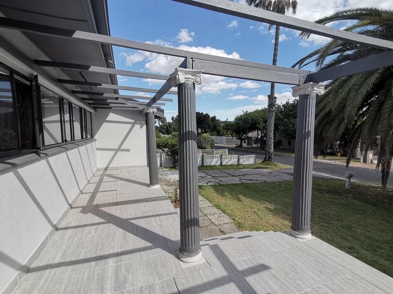 To Let 3 Bedroom Property for Rent in Oostersee Western Cape